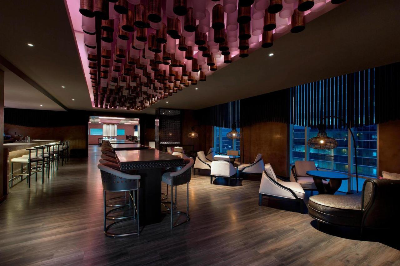 Sheraton Hyderabad Hotel מראה חיצוני תמונה