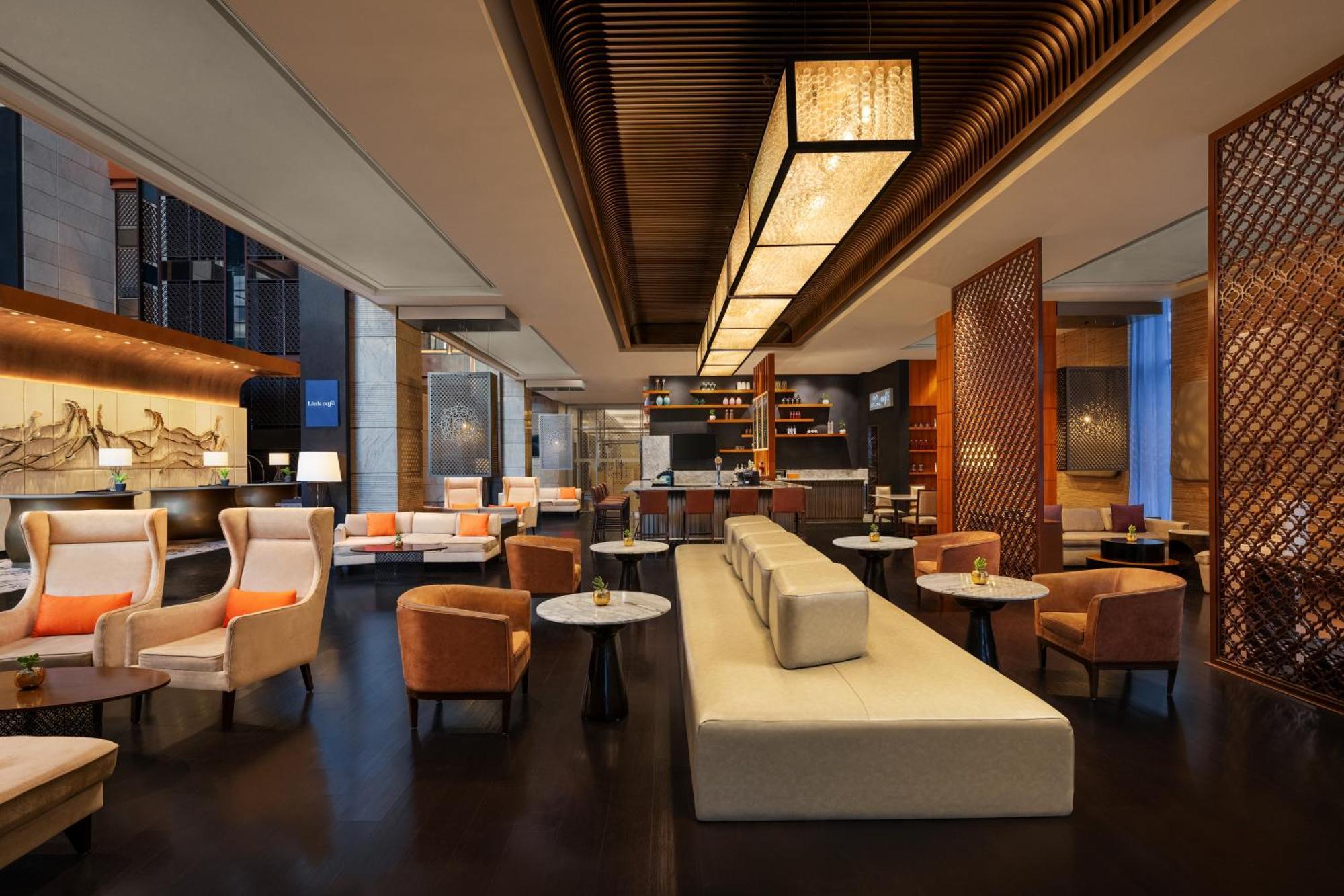 Sheraton Hyderabad Hotel מראה חיצוני תמונה